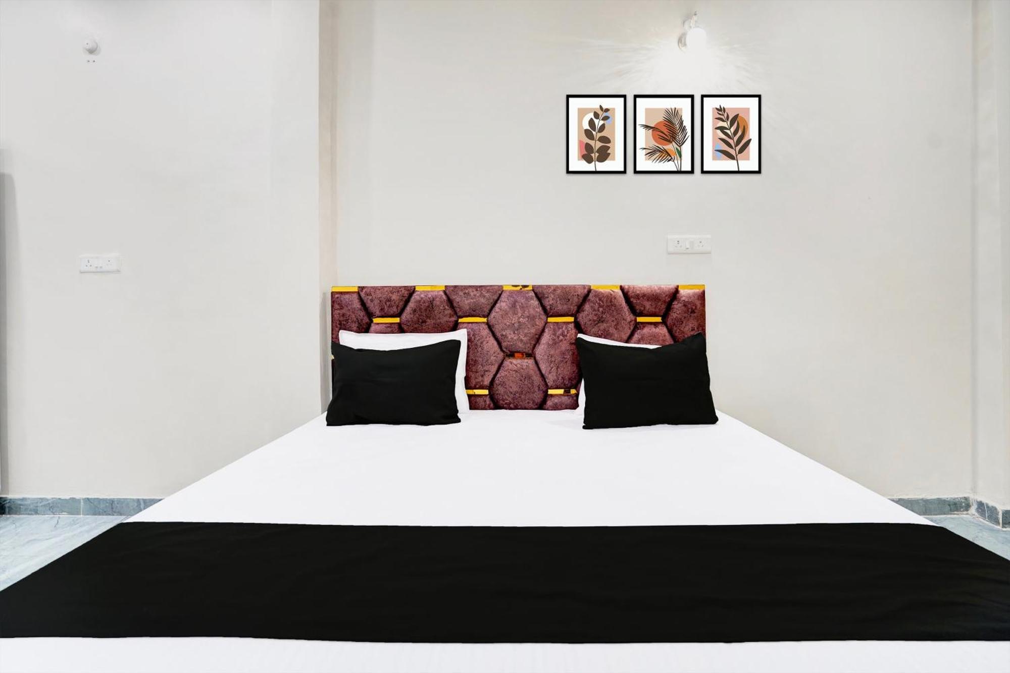 Hotel O Laxmi Guest House Varanasi Exterior photo